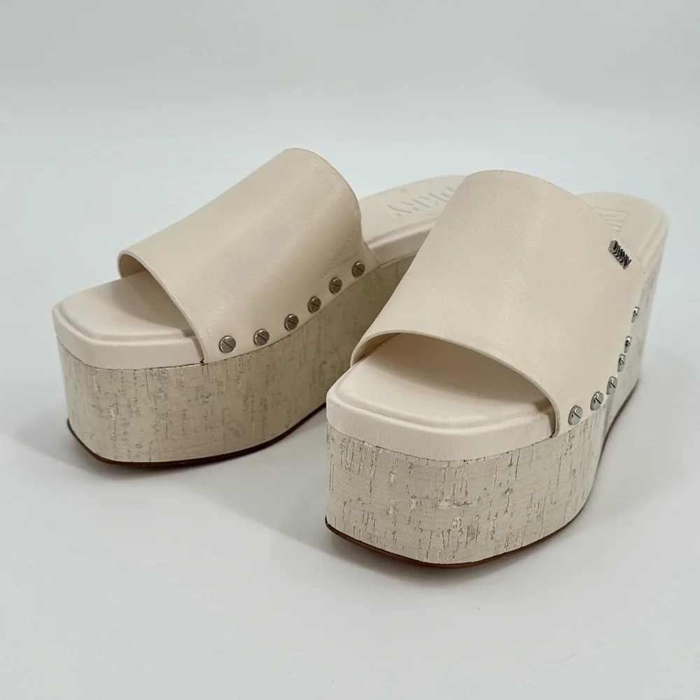 DKNY Alvy Studded Square Toe Platform Wedge Slip On Leather Slides Size 7M